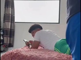 健身回来永远饥渴难耐想操逼 gay porn black fucks asian