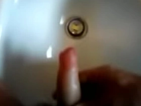 我爱亚洲屄 muscular korean gay porn