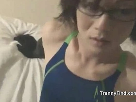 亚洲变装人打飞机 japan hairy elated porn