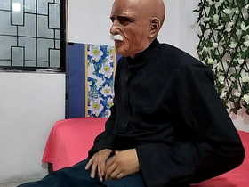 爷爷打飞机掏出他的大鸡巴 detached porn chinese backshots