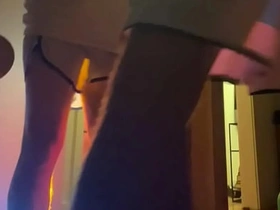 教练对嫩徒弟的严厉惩罚 - 免费版 hot gay tiktok porn