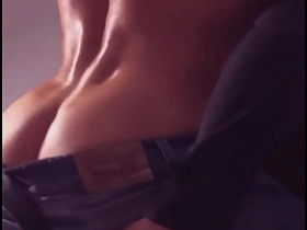 看我上司在酒吧喝几杯后回家前怎么操我——他老婆还在家 maxence hot gay porn