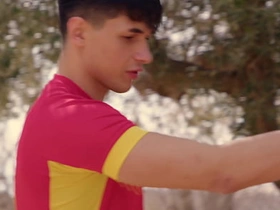 足球小鲜肉球员无套野战 恋足BDSM户外 gay chinese trainer compilation porn