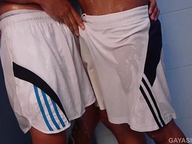 变态亚洲嫩屌Nick和Ray无套乱搞 japan father gay porn