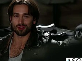 隔壁工作室 - 毛壮男模被纹身老板干趴 bride cheerful massage porn