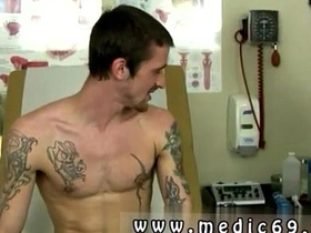 亚裔美国男同性恋色情明星全片 他感觉自己的男根 japan gay tube porn