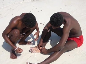 黑人嫩屌Sameul和Wilson无套交媾 japan gay jurisdiction porn