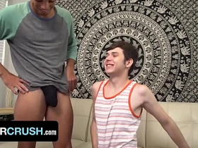 饥渴的焦糖肤色猛男Amone Bane内射无聊的继弟Dakota Lovell - BrotherCrush gay chinese humiliation porn