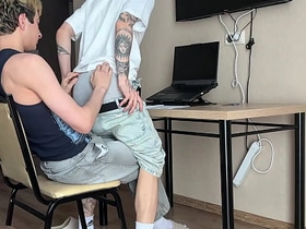 找继兄辅导作业结果被深喉口交爆菊 第一部 indonesia unconcerned sex porn