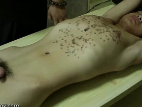 健美亚洲男孩被滴热蜡 asian cheerful sex videos in asian cheerful site