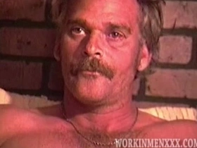 熟男韦恩打飞机 gay porn chinese tattoo