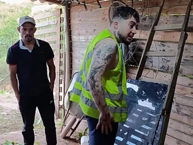 老板和员工 员工完成任务后 老板看他浑身大汗直接硬到爆 porn gay massage chinese