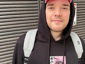 他自称直男...却在麦当劳撅起屁股 [4K] hot boys fuck careless porn