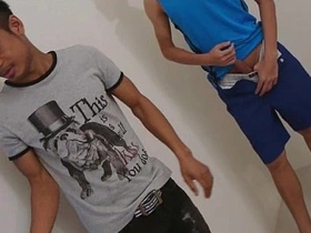 难忘的绝妙性爱 gay asian bear porn