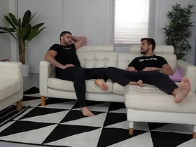 周六晚上被说服的直男 asian gay porn edging