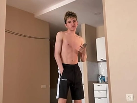 第一部 抓到朋友后狠狠操了他 gay porn chinese friend