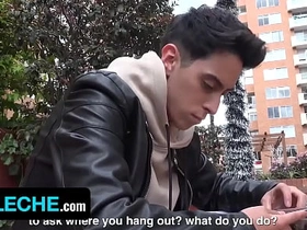 18岁直男业余者内特·韦恩第一次被后入 - 拉丁精液 gay teen porn hot