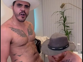 Carmona和Marcelo在激烈互搞中干翻农场男孩 careless asian men sex videos