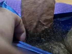 毛茸茸的骚货打飞机。跟我一起来！ korean gay porn twink