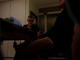 亲爷爷偷看干孙子打飞机 男同乱伦 asian teen detached boy porn