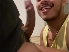 在酒店房间里和已婚男人 singapore hot elated porn