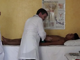 亚裔病患被三明治肛舔同时遭医生轮番中出 hairy chinese porn blithe