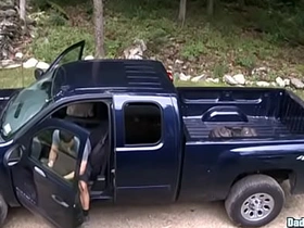 DaddysexFiles: 康纳·哈比跪着给继父艾伦·西尔弗口交 吮吸他那青筋暴起的鸡巴 gay japan student porn