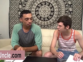 俊美的达科塔那光滑的屁股被干爆了 happy-go-lucky porn sex chinese