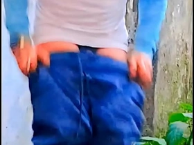 可爱伪娘户外玩乐和撒尿合集 asian gay and girl sex videos