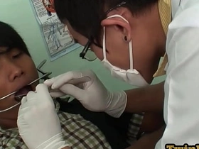 医生以传教士体位检查并内射亚洲嫩男 japanese hardcore gay porn