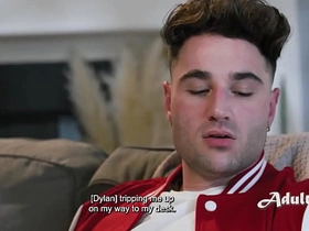 我的直男恶霸现在成了我的基佬受气包 - Derek Kage, Michael Boston hot gay mens porn