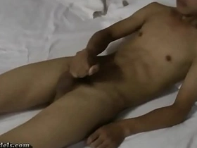 亚洲大屌男孩自慰 ancient asian gay sex videos