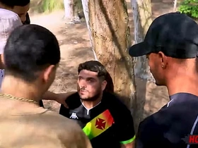 丛林里火辣淫乱的群交！ taiwan onlyfans delighted porn