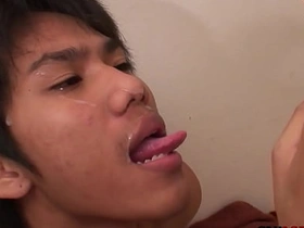 亚洲嫩男无套双人吹箫后撒尿 asian hd gay porn