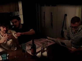 暴露狂基佬情侣当着真老头面玩老少配 gay asian inn porn