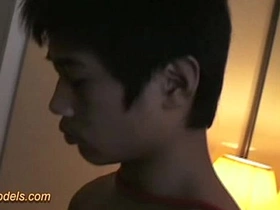 泰拳少年被绑打飞机 singapore muscle gay porn