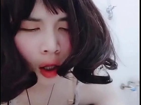 亚洲人妖女仆穿制服用大假阳具自慰 porn gay chinese master