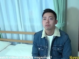 被摸的亚裔嫩基 japanese bathhouse gay porn