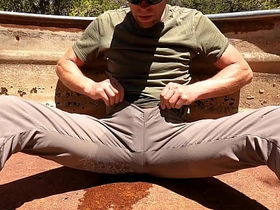 徒步裤子里尿湿8次 free big learn of chinese gay porn