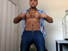 巴西巨根狂操尤物——手活+超量射精 巴西大鸡巴喷发实录 japan hired hall gay porn