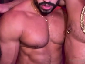 肥佬群P狂欢 hot jubilant videos porn