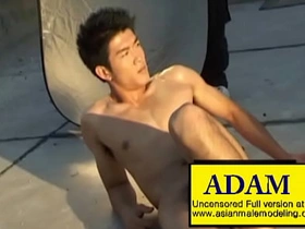 亚裔男模Adam hot tiro gay porn