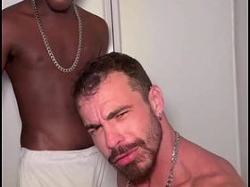 和大鸡巴玩花样 jaynite gay chinese porn