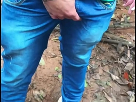 在野地里被陌生人猛操 asian gay porn japan