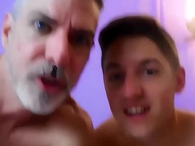 人形犬：Devin Jones与Richard Lennox激烈交媾 渴求下流游戏 asian military gay porn