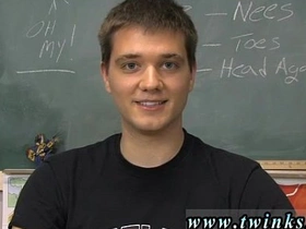 亚洲嫩男免费电话性爱号码 Jordan Dallas正坐着 gay porn chinese school