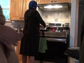 我操!!! 差点被巴基斯坦继母发现我亮出大鸡巴 japan gay model porn