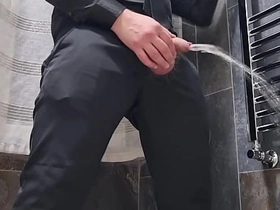 优雅黑西装打飞机半小时后爆射超多精液——特写湿漉漉大屌呻吟加激烈喷射结尾 porn delighted japan hot